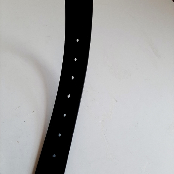 Perry Ellis Belt - Picture 3 of 5